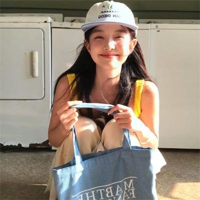 一克拉的室友